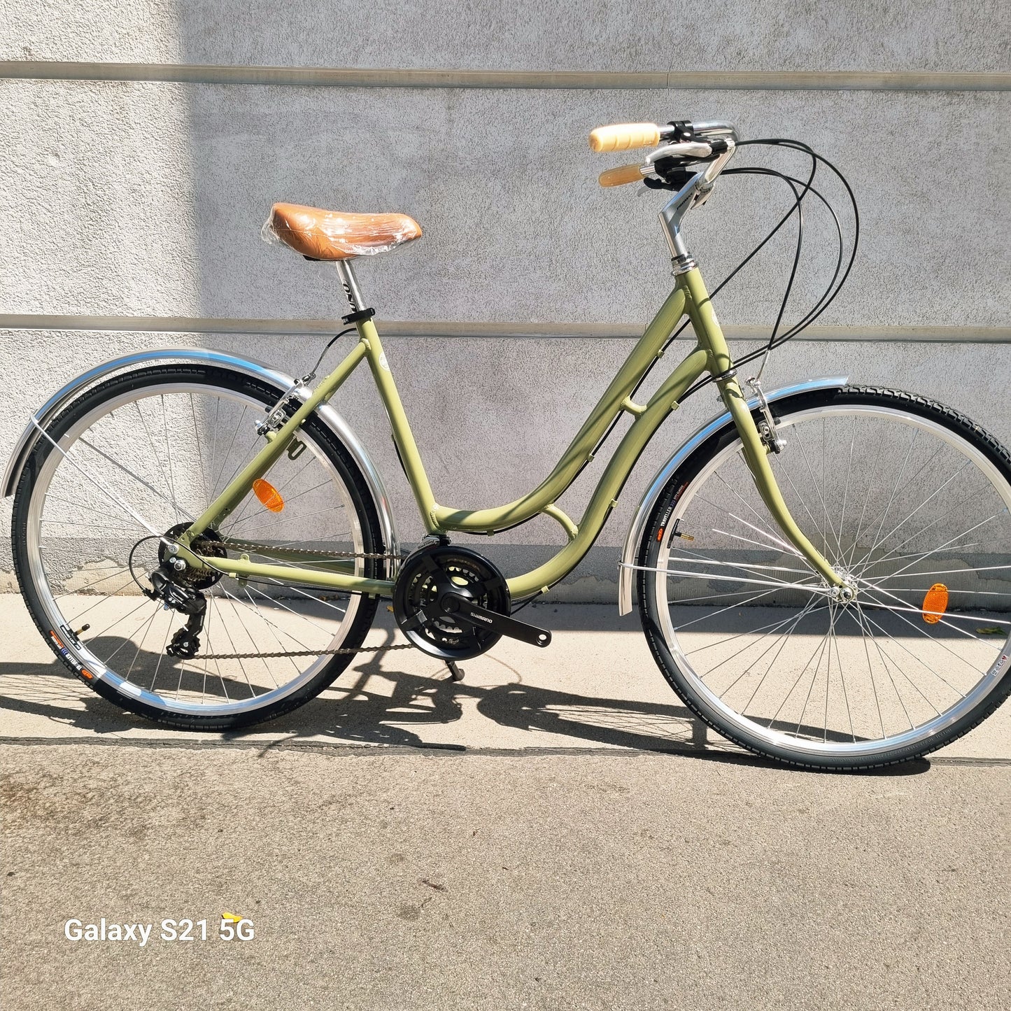 Glanzrad Schwanenhals 53cm Olive 21 Gang