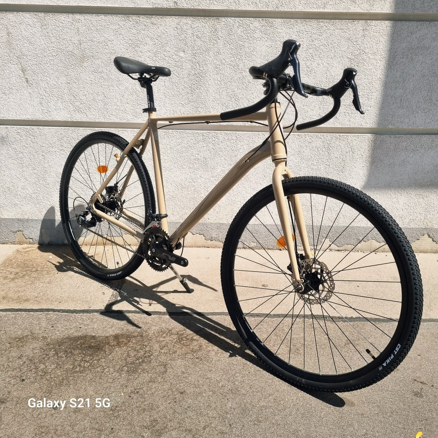 Gravel 58cm SORA 2x9 Gang Olive2
