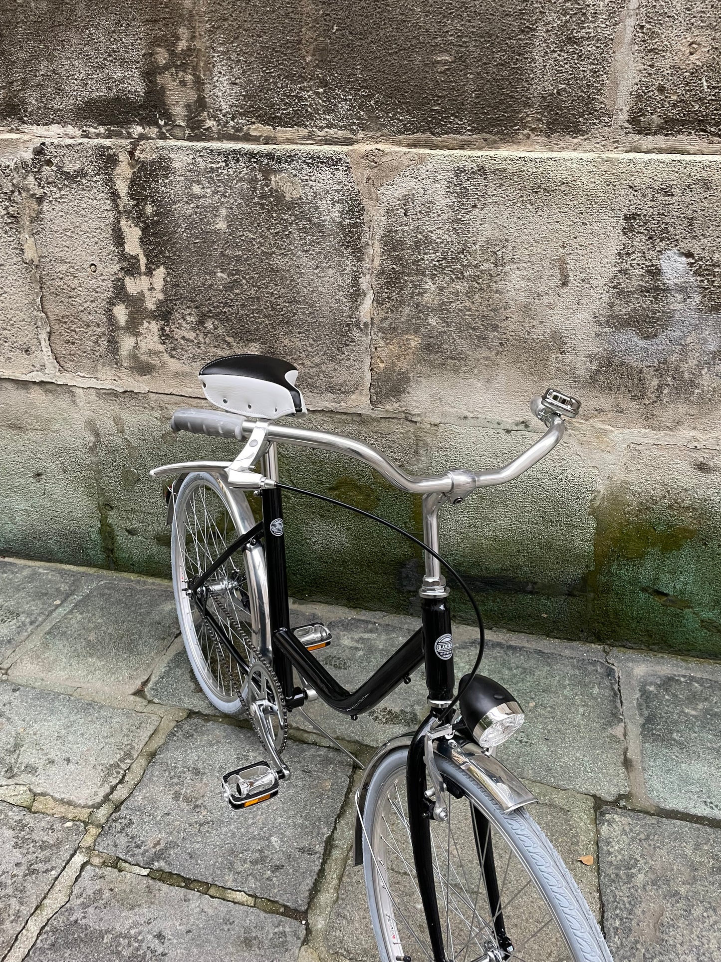 Glanzrad Uno 24 Zoll DELUXE Schwarz - Singlespeed mit Rücktritt